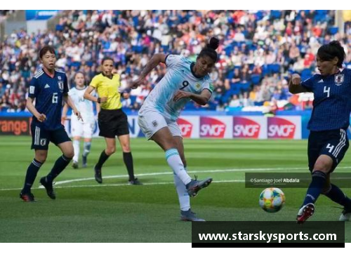 藏族女足球员：跨越高原，征战国际赛场